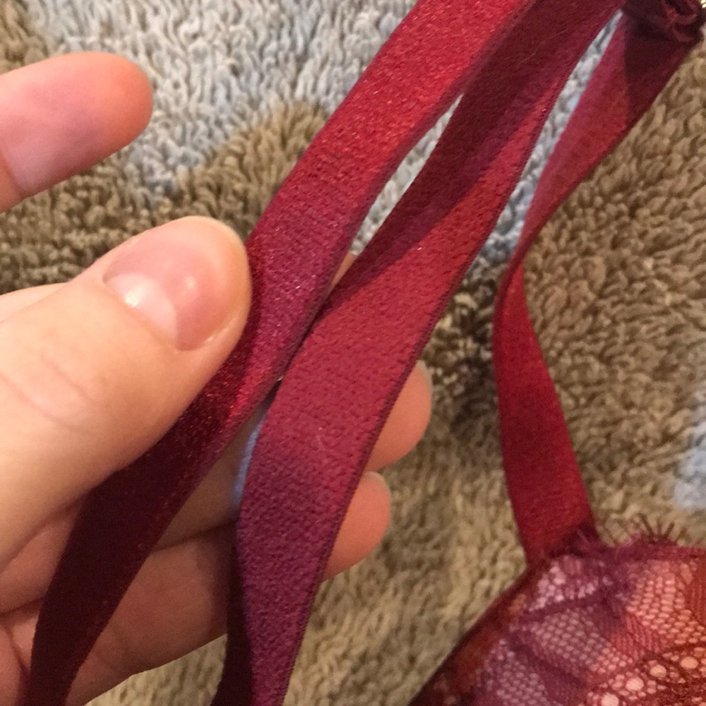 VS lightly lined bra🌹 and a Body By Victoria bra - Picture 5 of 8